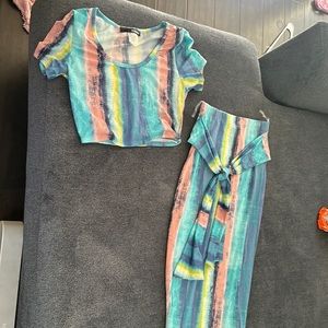 Two piece skirt set